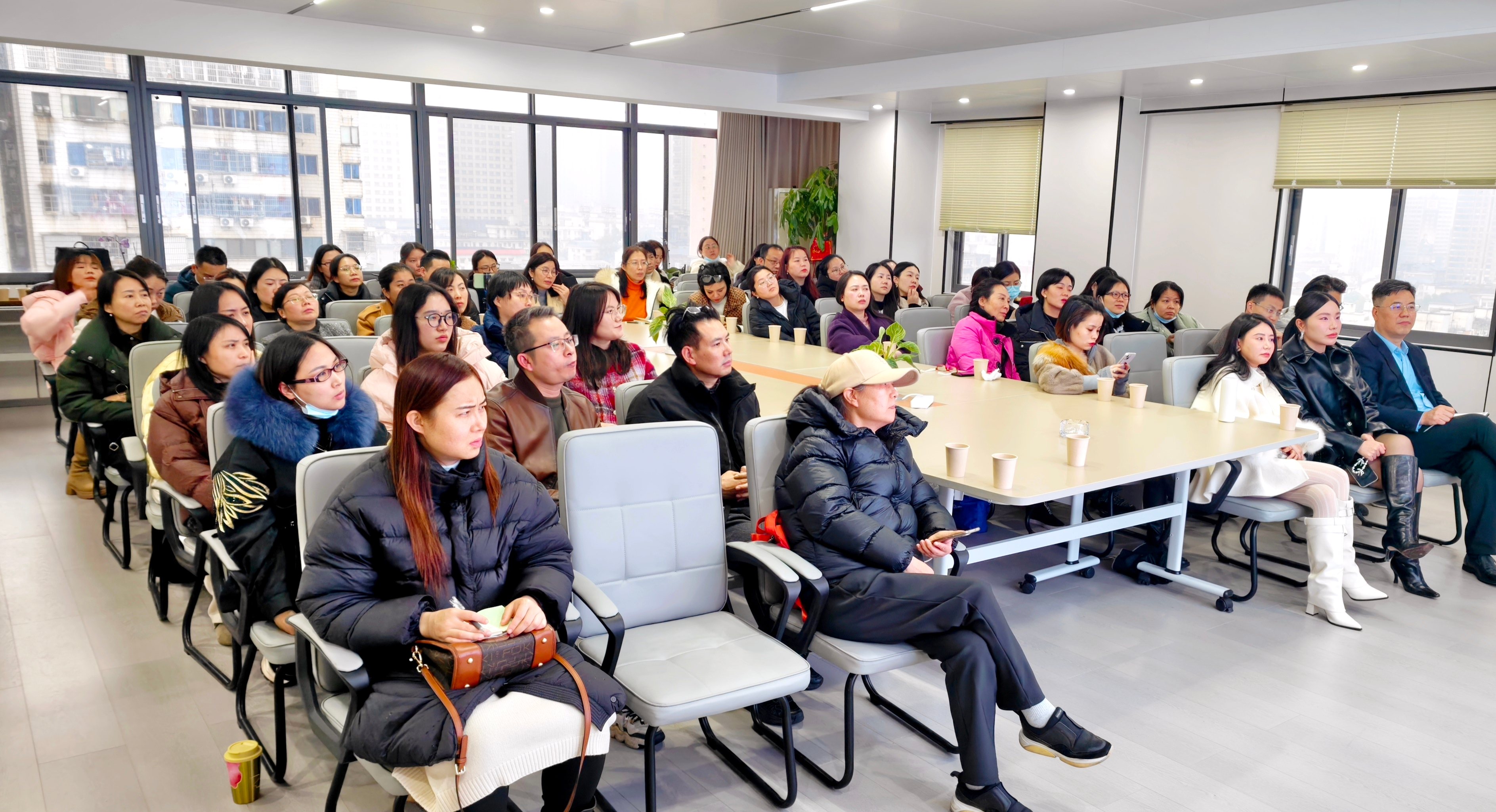 合规护航医美发展！长沙市医疗美容协会举办财税法律风险防控专题培训